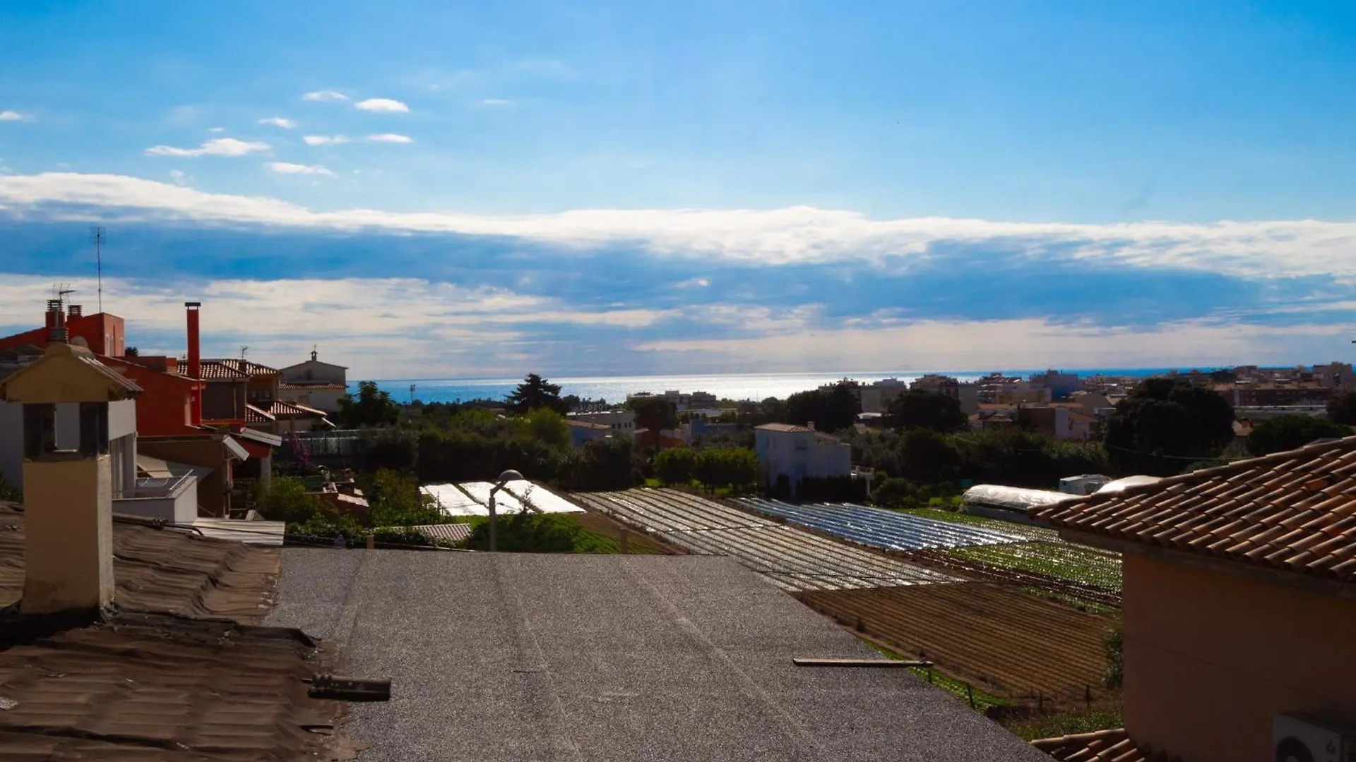 Catalunya Casas Cozy Beach Town Villa For 8 - No Car Necessary! Pineda de Mar Spain